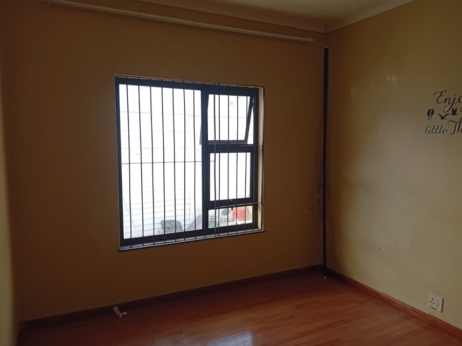 3 Bedroom Property for Sale in Sunnyridge Eastern Cape